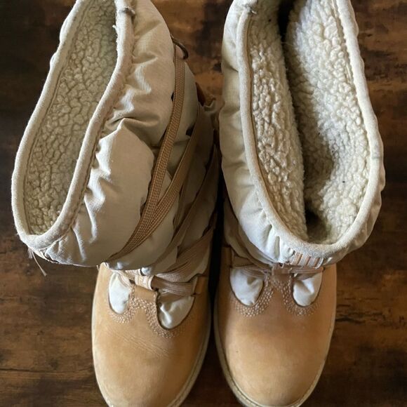Timberland 16in Quilted Moon Boot Wheat/Ivory  Junior size 5.5, w 7.5 - Picture 7 of 8